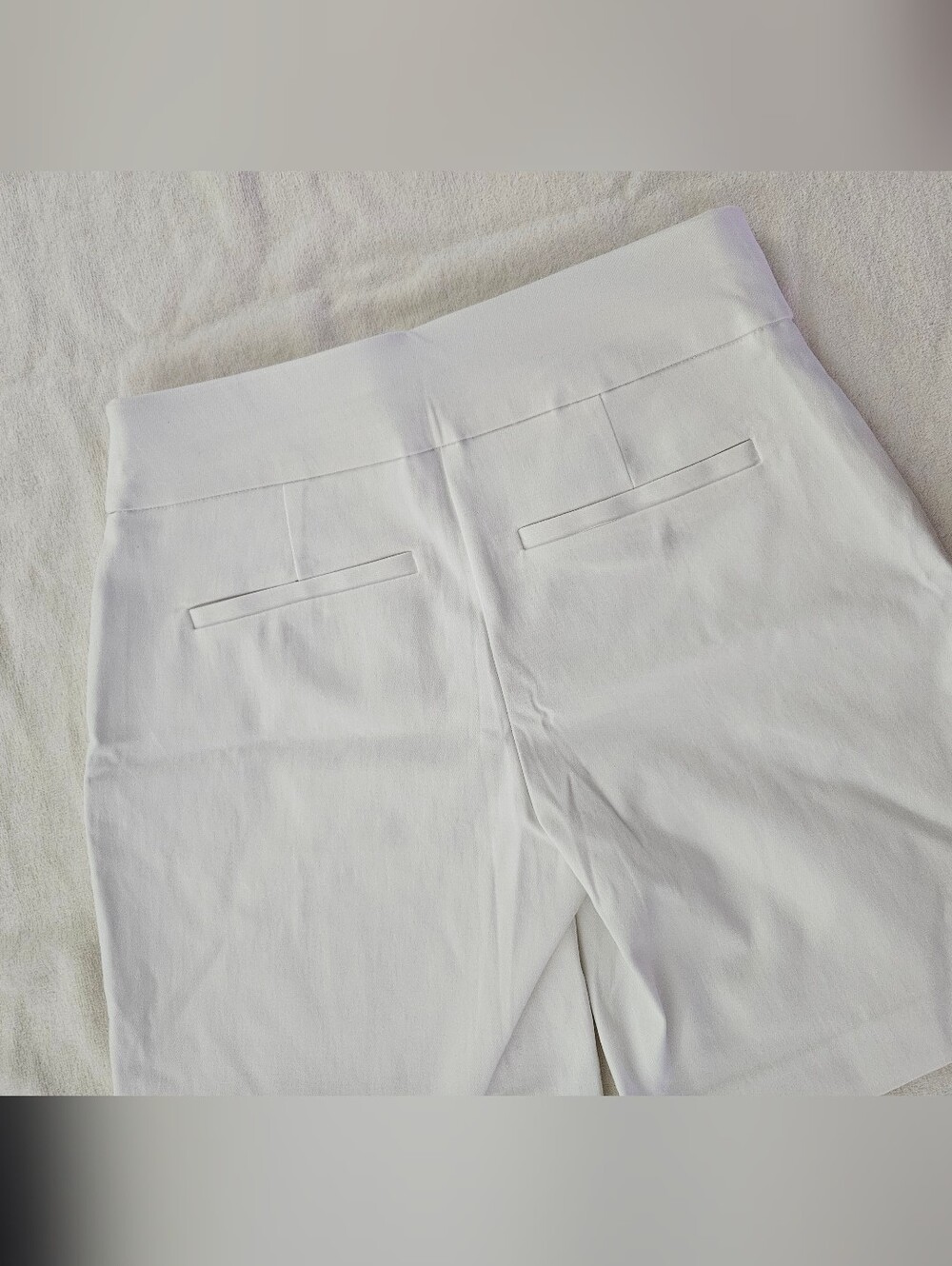 NWT New York & Company The Whitney White Pull On Stretch Shorts Small - Picture 10 of 10